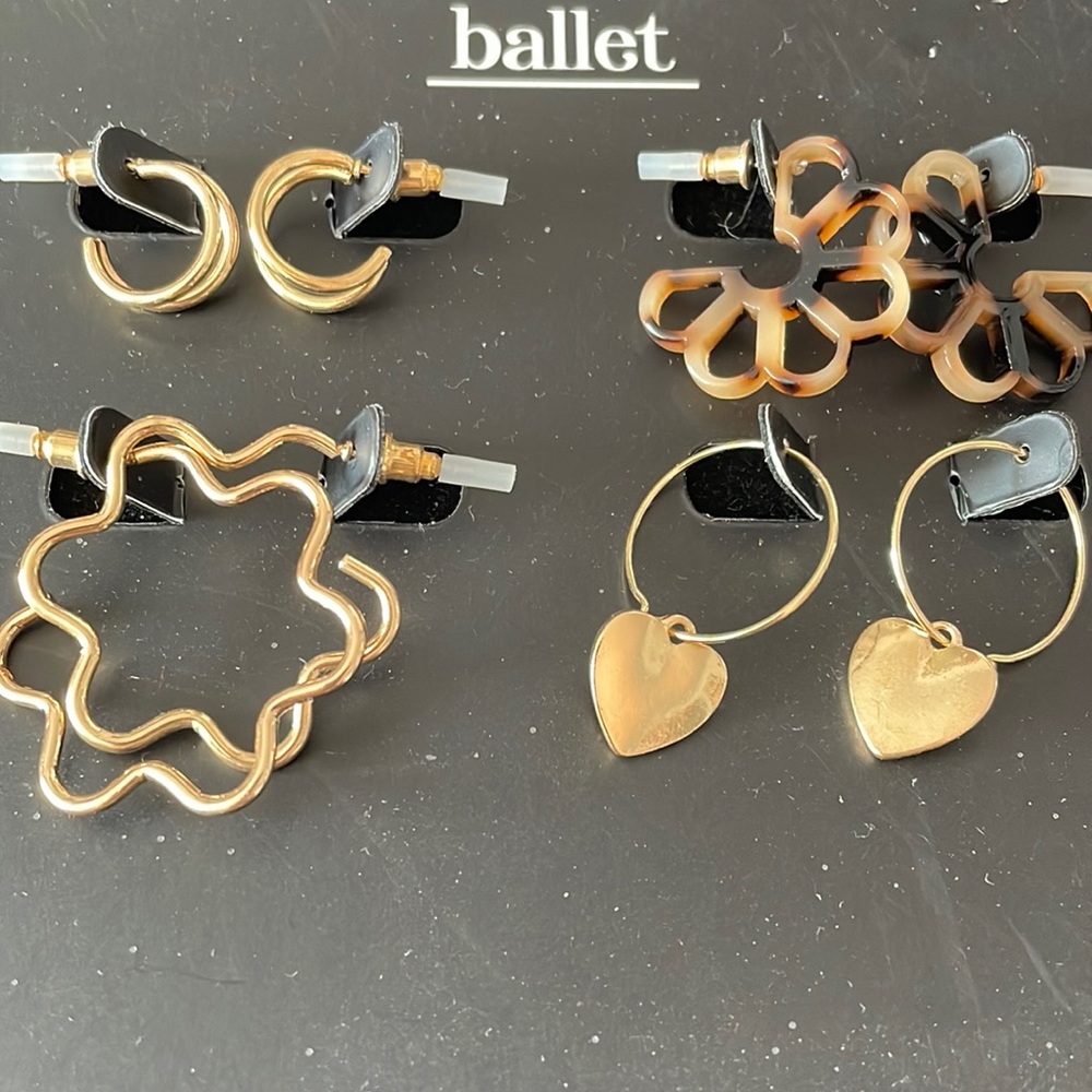 4 pairs of gold tone earrings different shapes & sizes. All for pierced ears.